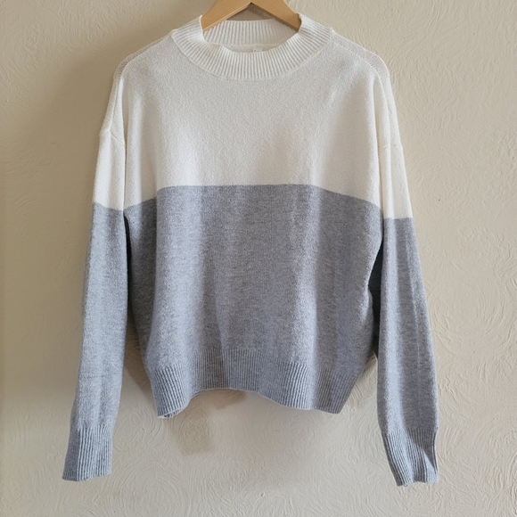 Stylus, Crew Neck‎ Long Sleeve Pullover Sweater, Grey and Ivory, Size Small - Picture 1 of 8